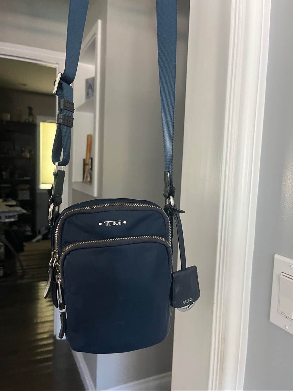 Tumi Voyageur Ruma Crossbody Bag-Travel Organizer - Picture 12 of 17